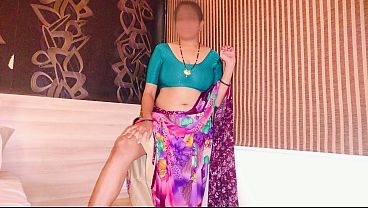 Aunty Sex Video: Real Neighbor Housewife Vibe Series