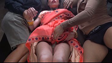 Indian Step Mom and Daughter Scene in Hindi
