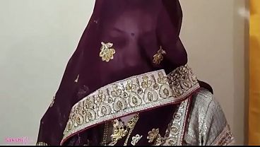 Karvachauth Special Couple Sharing Bed Intimate Video