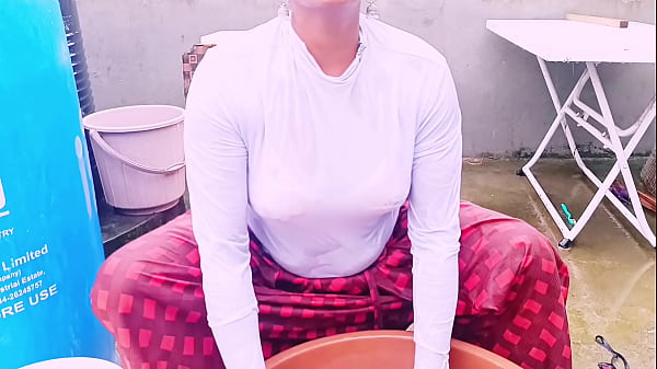 Maid S Daughter and House Owner Engaged in Hardcore Intimate Scene